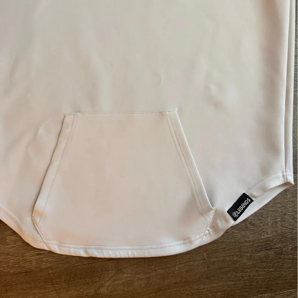 Men’s white Legends performance hoodie, size large